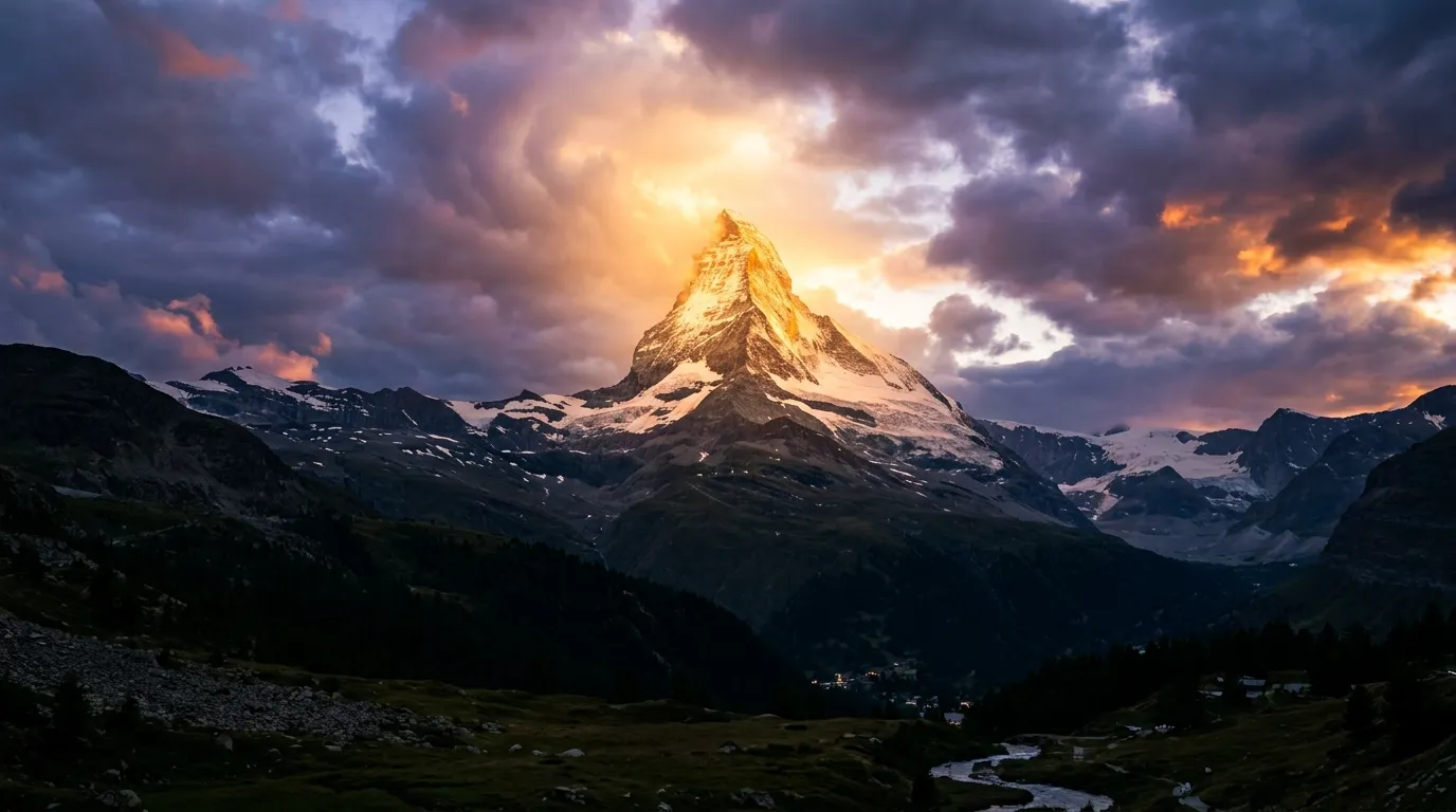 Golden Peak background — Psalms 147:3